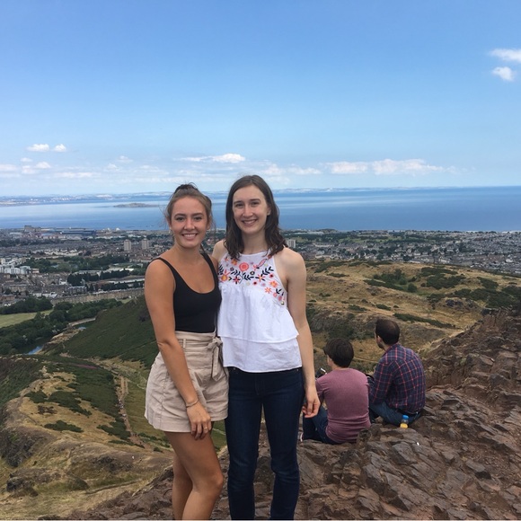 Meet your Posher, Emily and Andrea - Picture 3 of 4